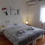 Marinero * Σίμπενικ